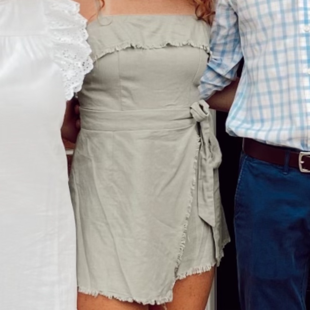 Princess Polly Romper